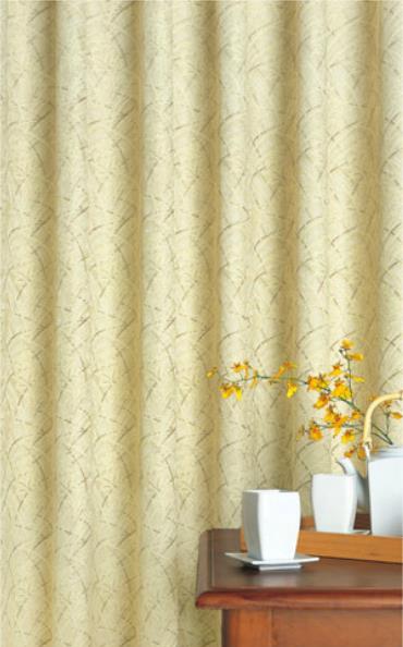 オーダーカーテン　ロールスクリーン　ブラインド　藤沢リフォーム