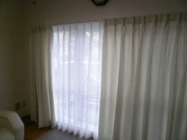 オーダーカーテン　ロールスクリーン　ブラインド　藤沢リフォーム