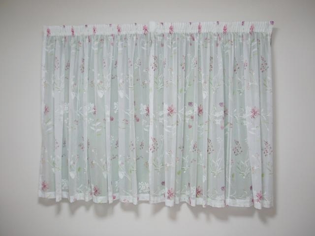 オーダーカーテン　ロールスクリーン　ブラインド　藤沢リフォーム