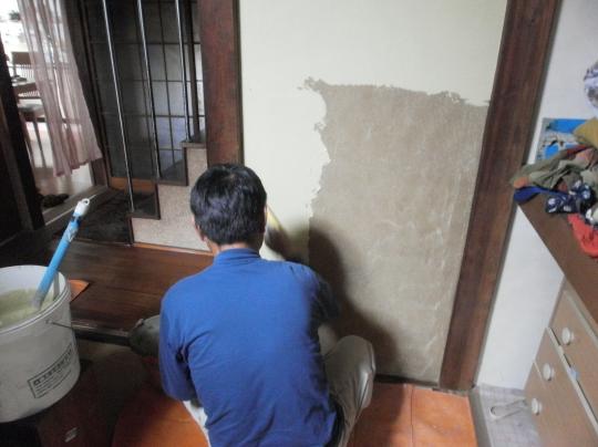 左官　塗り壁　内装リフォーム　藤沢リフォーム　辻堂リフォーム