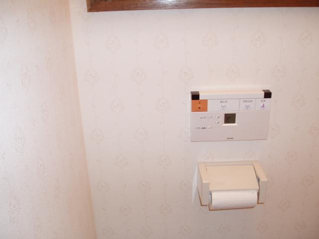 トイレリフォーム　水廻りリフォーム　内装リフォーム　サンゲツ