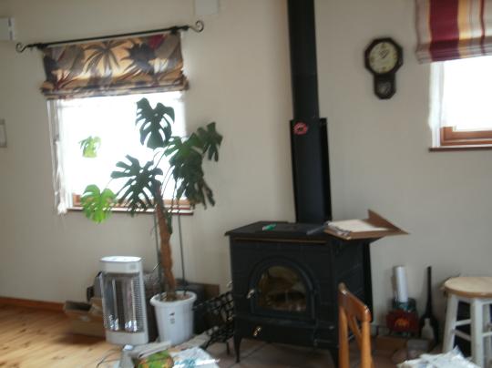 スイス漆喰　ダイアトーマス　パイン材